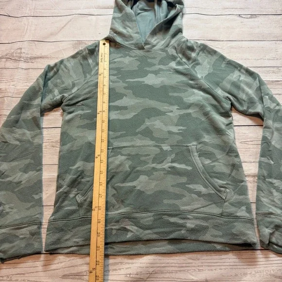 Athleta Girl Sweatshirt Hoodie Long Sleeve Green Camo Youth Girls Size Large 12 - Picture 4 of 11